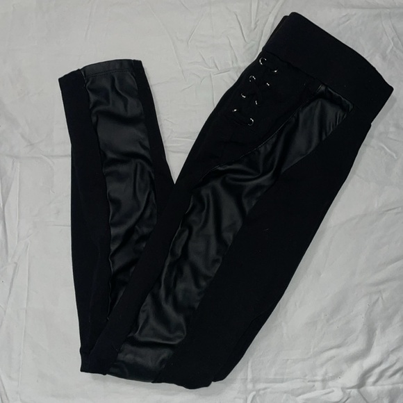 Black Women’s Pants - Picture 2 of 6